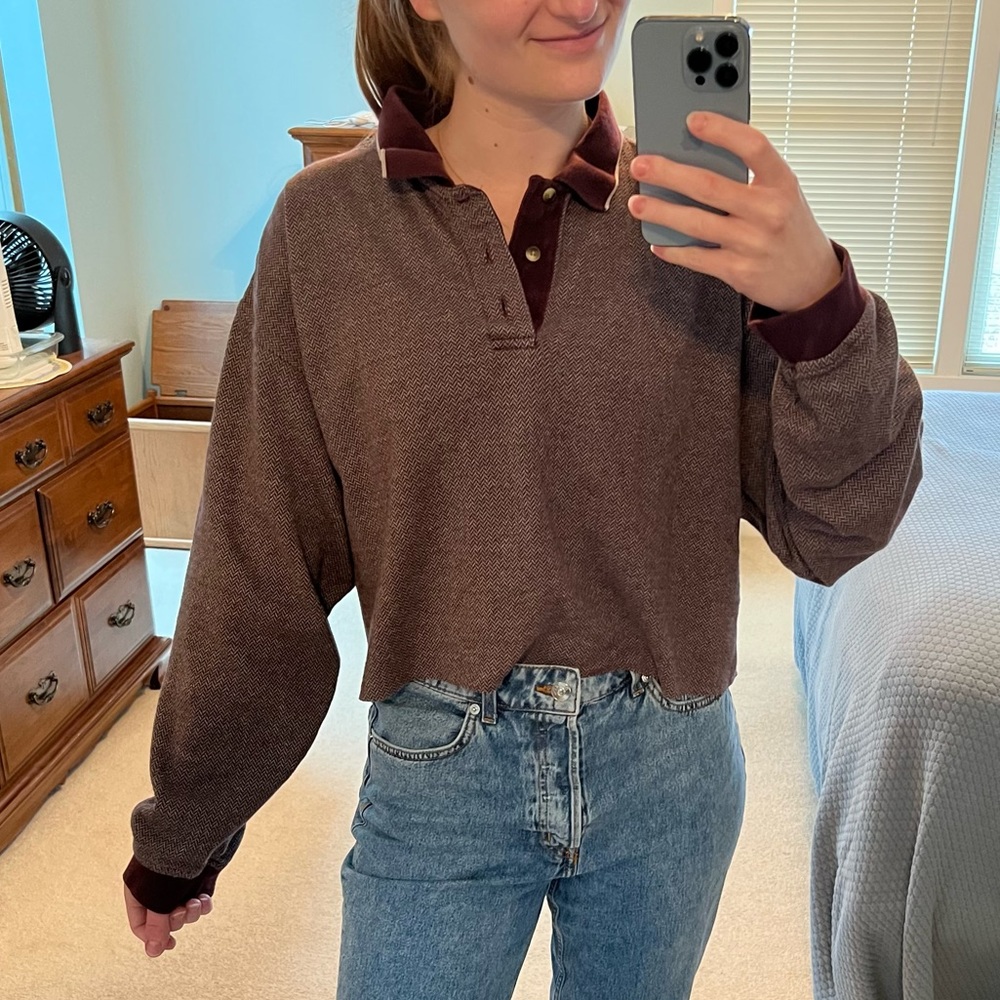 Vintage cropped long sleeve top